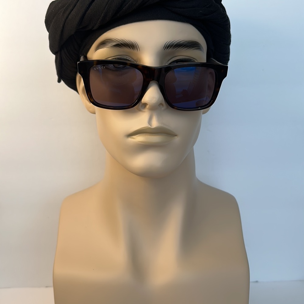 💯 - Authentic- New - Gucci Black GG0008S Square Sunglasses - Picture 4 of 17